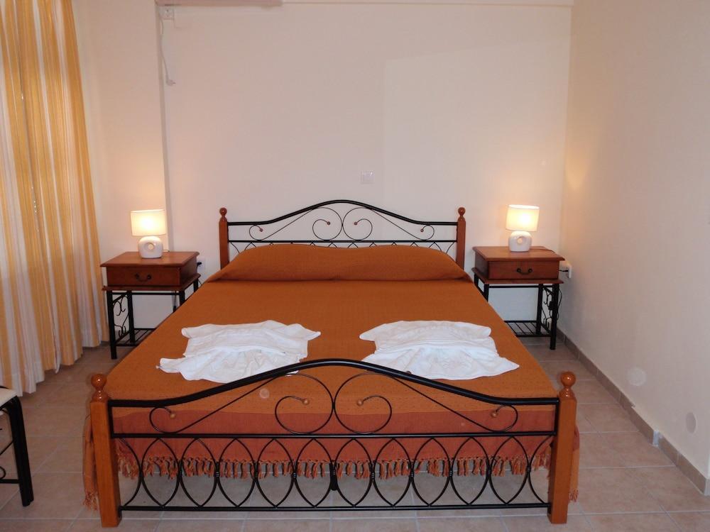 Afroksilia Appartement Katouna Buitenkant foto