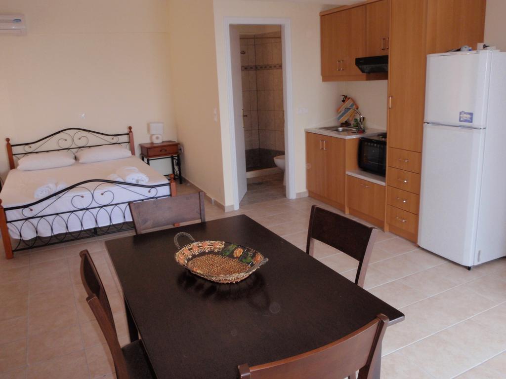Afroksilia Appartement Katouna Buitenkant foto