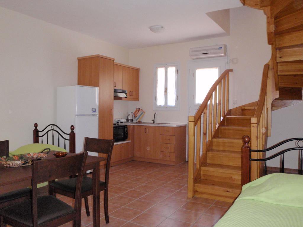 Afroksilia Appartement Katouna Buitenkant foto