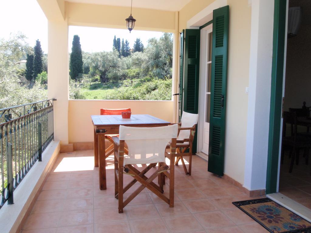 Afroksilia Appartement Katouna Buitenkant foto